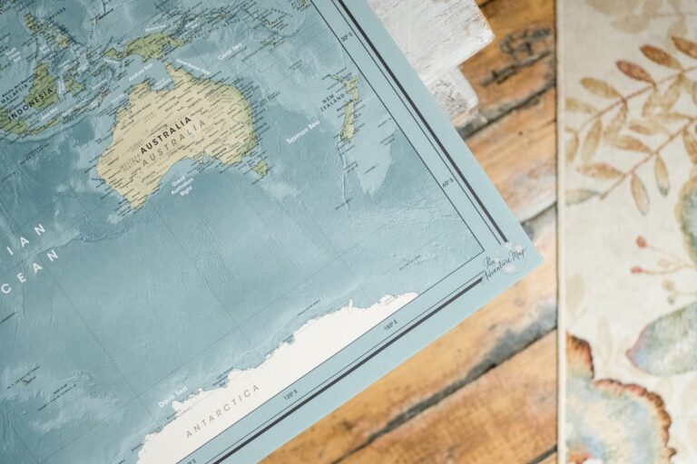 WanderQuest Online: Inspiring Stories from Fellow Travelers Worldwide